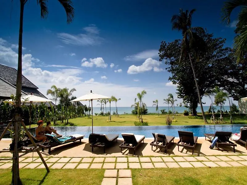 Thai Island Dream Estate Ko Lanta 3*,